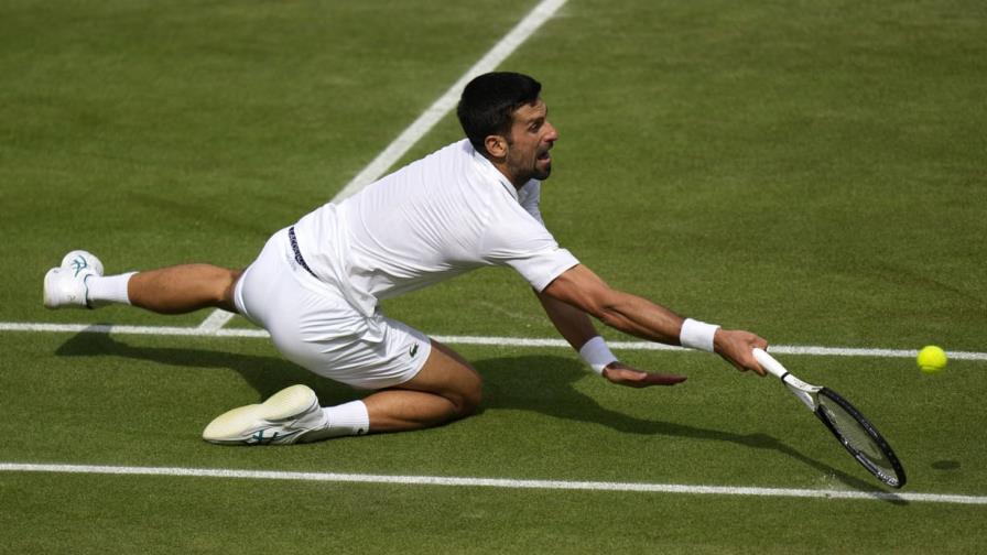Novak Djokovic lamenta sus errores en la final en Wimbledon