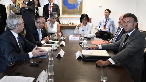 Petro, Macron, Lula y Fernández se reúnen en Bruselas con Gobierno venezolano y oposición