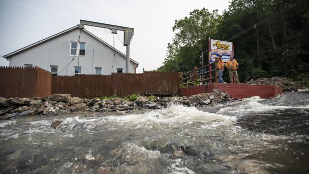 El mal clima envuelve a EEUU, desde inundaciones en el noreste a calor extremo en el oeste