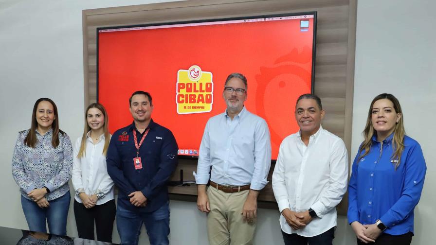 Ejecutivos de Pollo Cibao reciben visita directivos AIRD