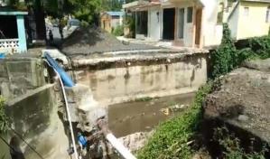 Denuncian no han reparado puente que se desplomó hace 10 meses en Hato Mayor