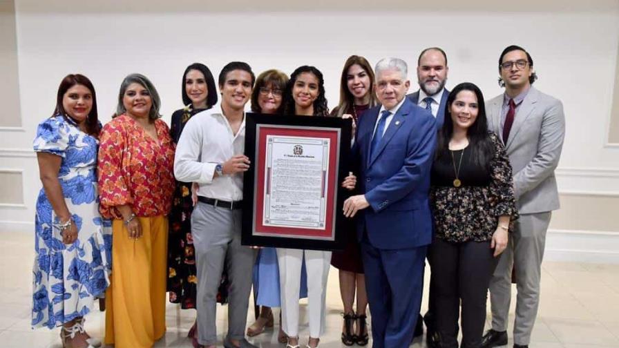 Reconocimiento póstumo a Yvelisse Prats Ramírez en el Congreso