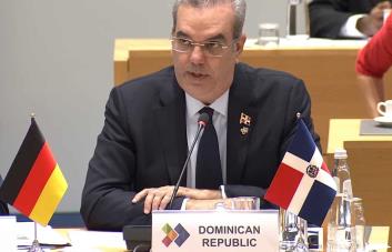 Presidente Abinader reclama a líderes europeos y del Caribe abordar juntos desafíos de la pobreza