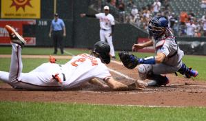 Orioles superan a Dodgers y evitan perder la serie por barrida