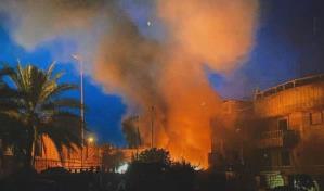 Manifestantes iraquíes incendian la embajada sueca en Bagdad