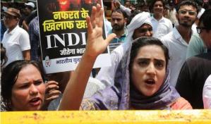 Ira en la India tras ser obligadas a desfilar desnudas dos mujeres entre violencia étnica