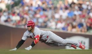 Walker y DeJong aportan jonrones a triunfo de Cardenales ante Cachorros