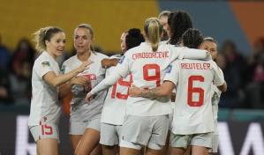 Suiza logra una victoria por 2-0 ante Filipinas en su estreno en el Mundial