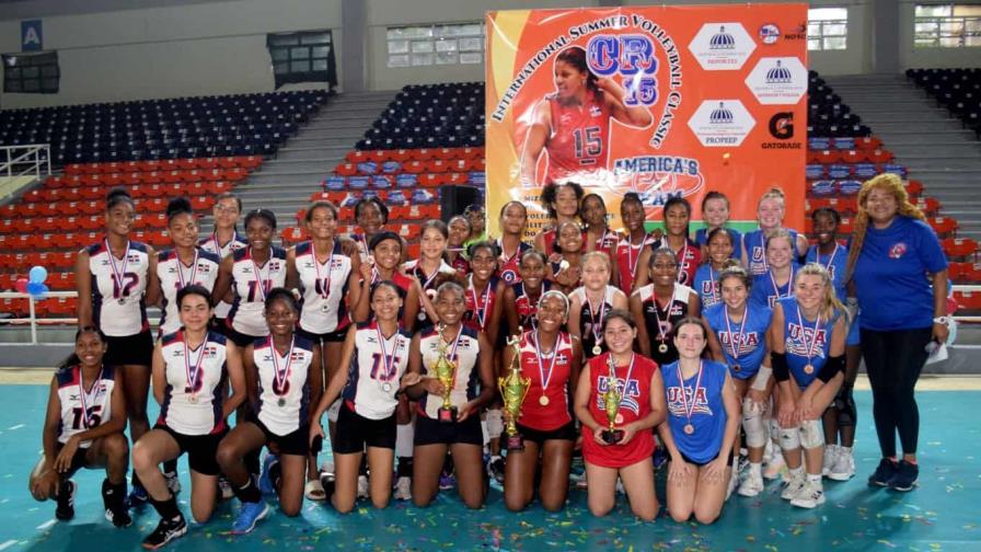 Proyecto 1 gana el primer torneo del Clásico de Voleibol CR15