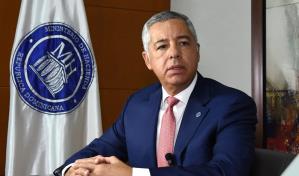 Connie Mack defiende derecho de Donald Guerrero a contratarlo