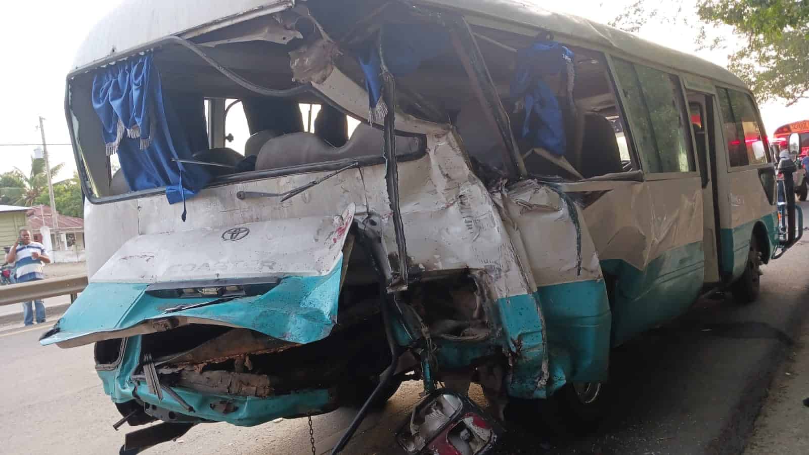 Vehículo involucrado en accidente. 