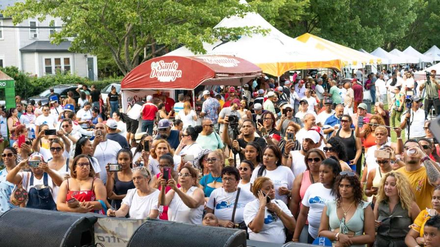 Miles de dominicanos llegan a Boston para celebrar el tradicional convite banilejo
