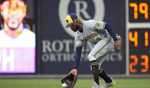 Cerveceros colocan transferible a Tapia y ascienden a Frelick