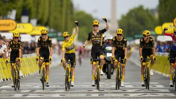 Jonas Vingegaard conquista el Tour de Francia por segundo año seguido
