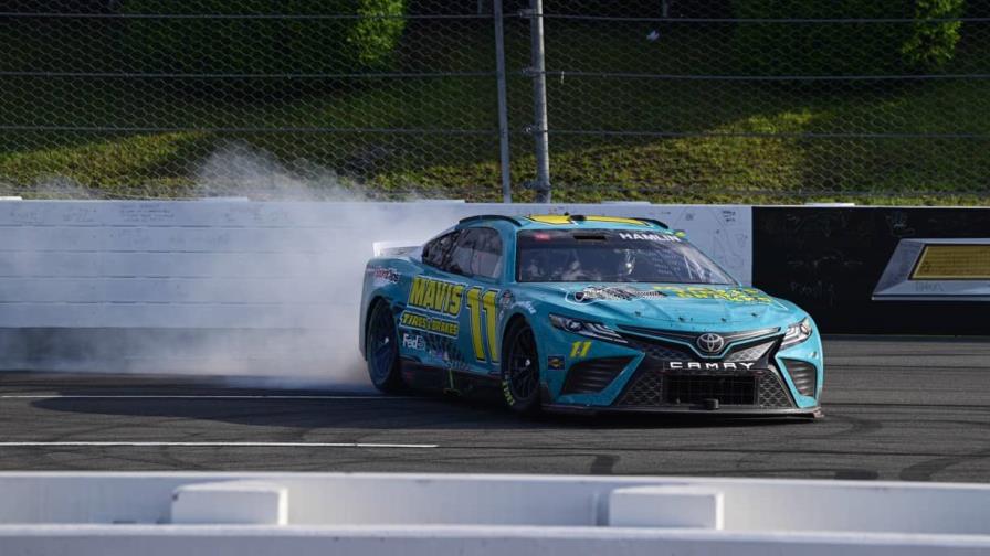 Hamlin regresa al camino de la victoria en Pocono