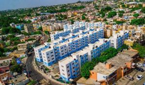 Gobierno entrega 200 apartamentos en la cañada de Guajimía