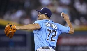 Bravos adquieren al lanzador Yonny Chirinos de lista de transferibles de Rays