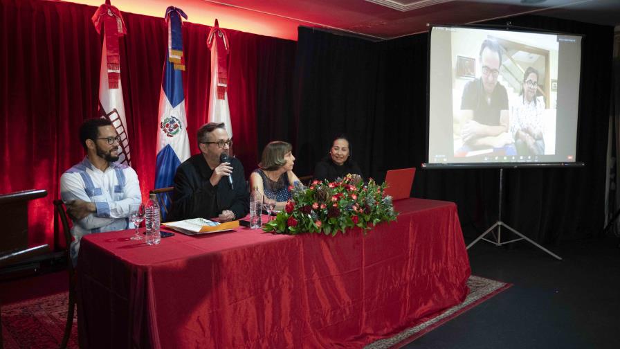 Realizan Coloquio sobre Juana La Loca previo al estreno en el Teatro Nacional