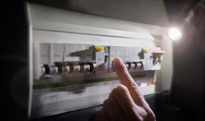 Una mujer de Arizona murió después de que le cortaran la luz porque debía US$51