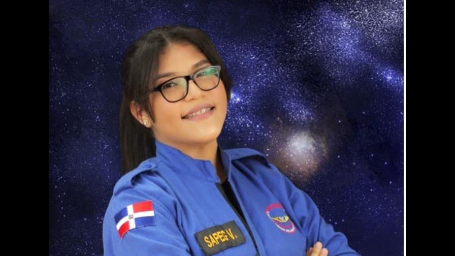 Joven de escuela pública es la primera dominicana en ganar premio Líder Espacial de EE.UU.