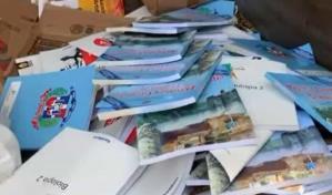 Director de escuela en Puerto Plata que tiró libros pide disculpas