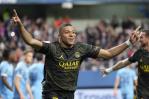 Mbappé bromea con la oferta récord de 300 millones de euros del club saudí Al Hilal Mbappé bromea con la oferta récord de 300 millones de euros del club saudí Al Hilal