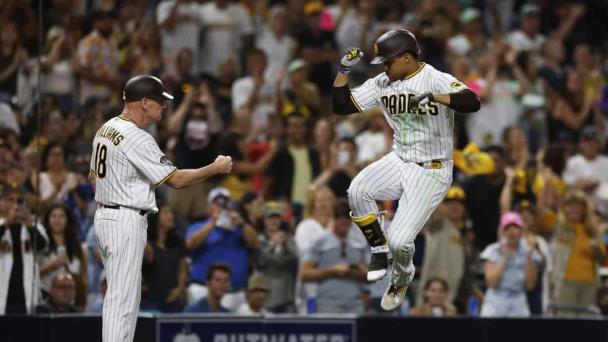 Machado, Soto y Sánchez consiguen vuelacercas; Padres vencen a Piratas