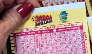 Bote de lotería Mega Millions sube a US$ 910 millones tras otro sorteo sin acertante