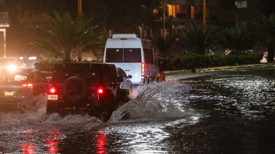 COE aumenta a 13 las provincias en alerta y activa planes de contingencia ante lluvias
