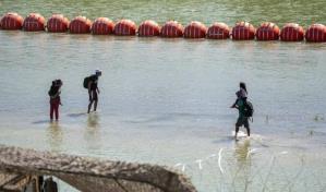 Congresistas hispanos piden investigar las separaciones de familias migrantes en Texas