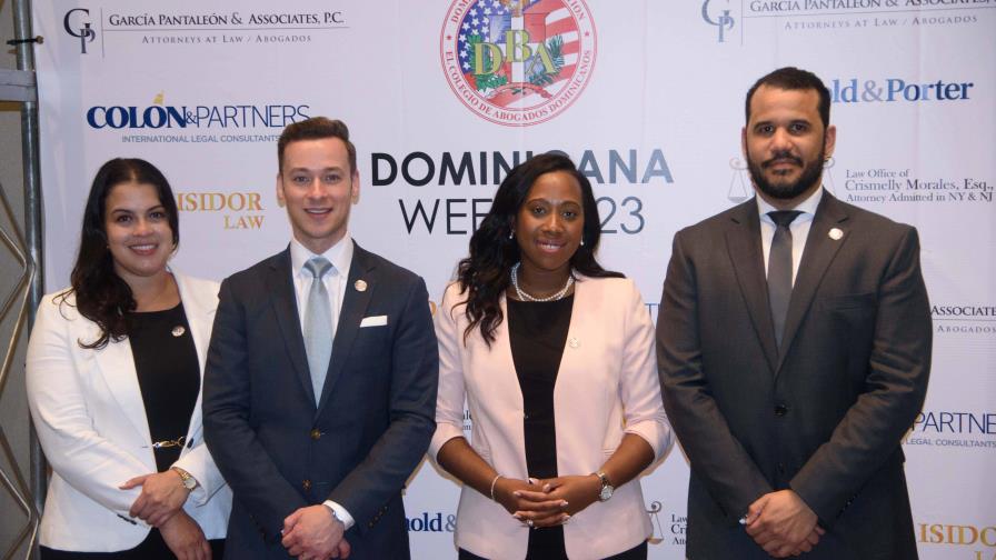 Ofrecen cóctel a delegación de la Asociación de abogados dominicanos en EE.UU. Ofrecen cóctel a delegación de la Asociación de abogados dominicanos en EE.UU.