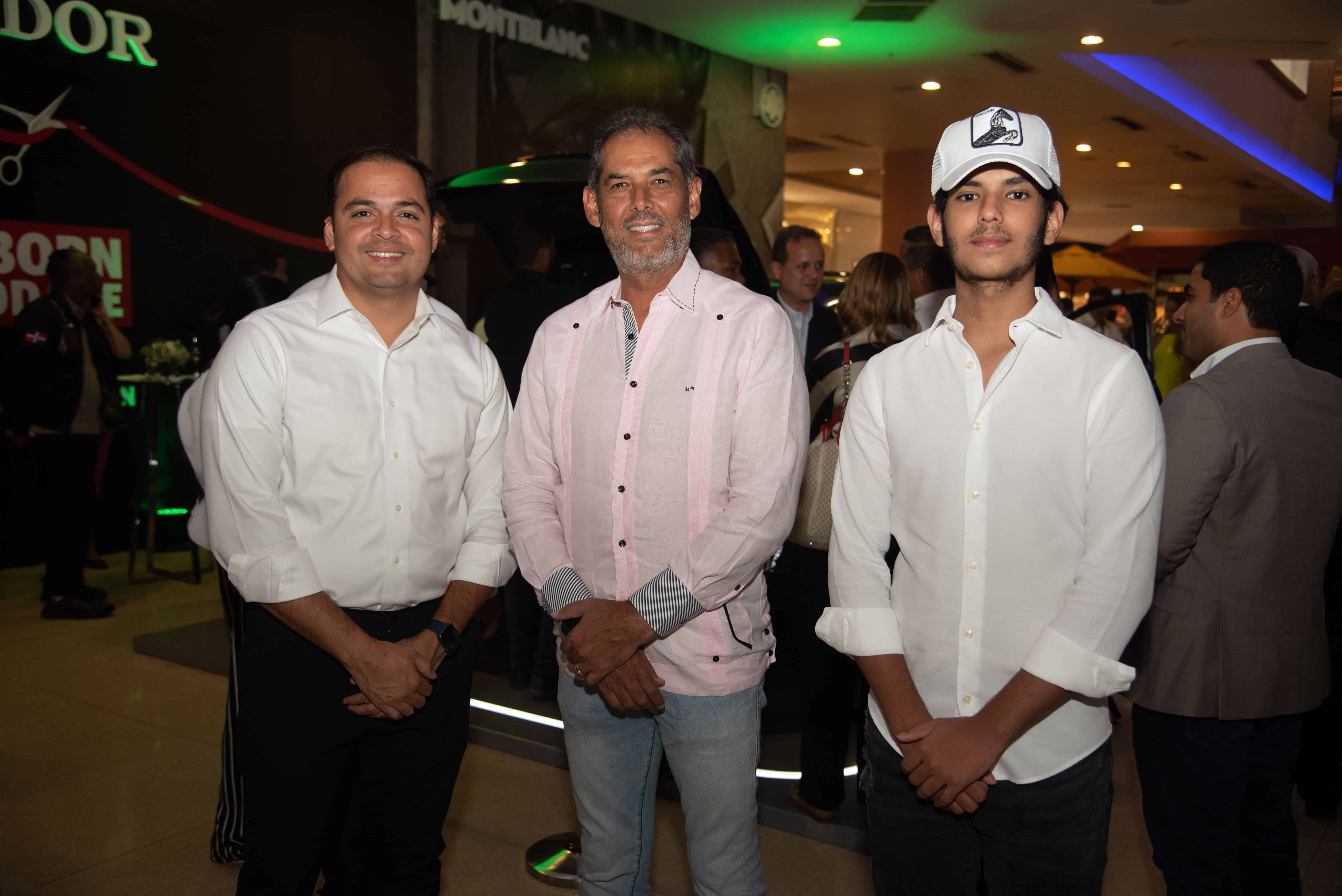 Pedro Cabrera, Marlon Bonelli y Marlos Sayd Bonelli.
