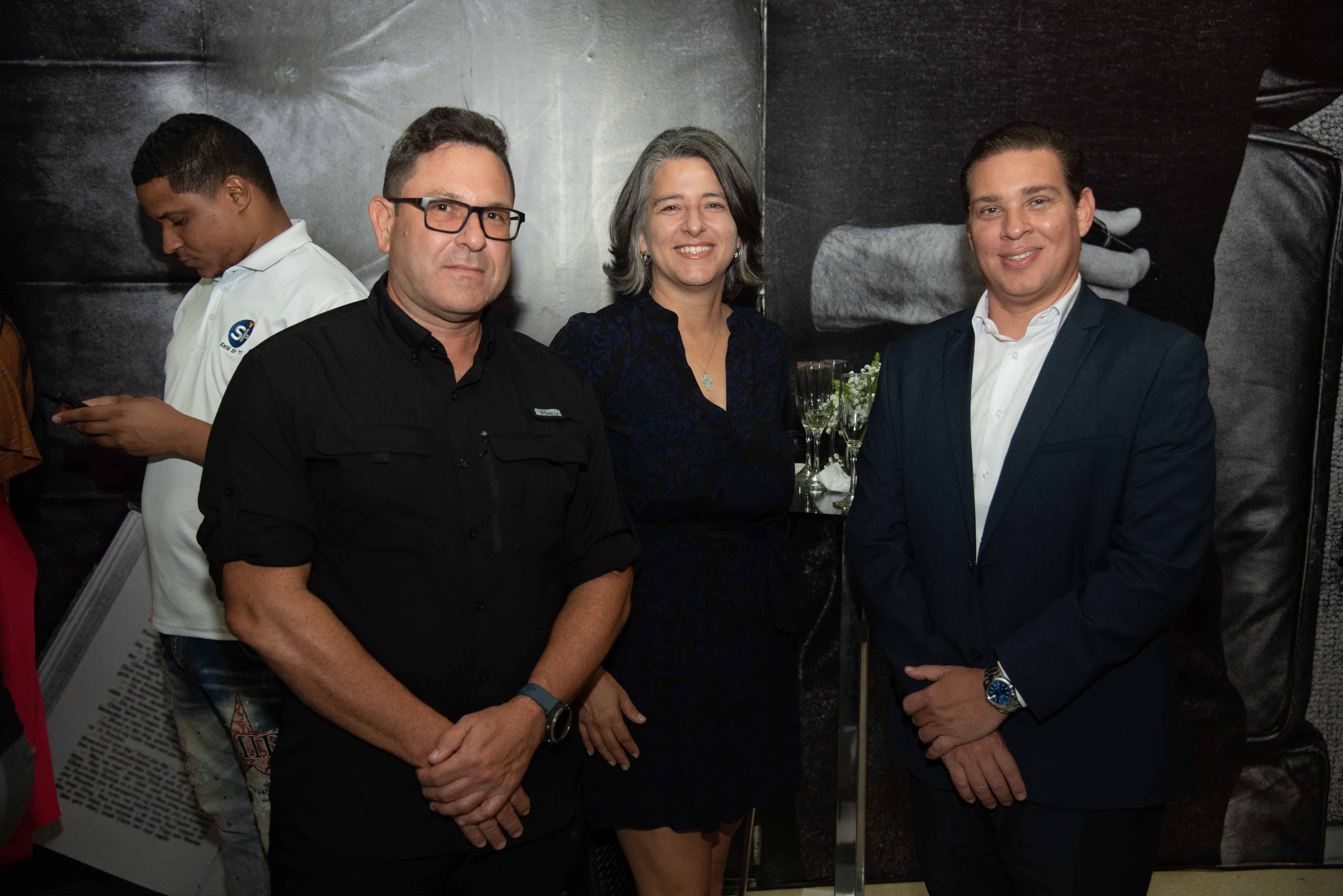 Alejandro Contin, Rita Contin y Virginio Guzmán.
