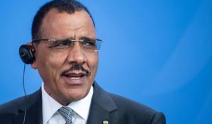 Presidente de Níger rechaza el golpe de Estado tras un día de mucha tensión