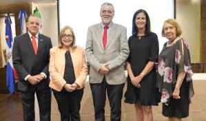 Escuela de la Liga Dominicana Contra el Cáncer gradúa médicos residentes