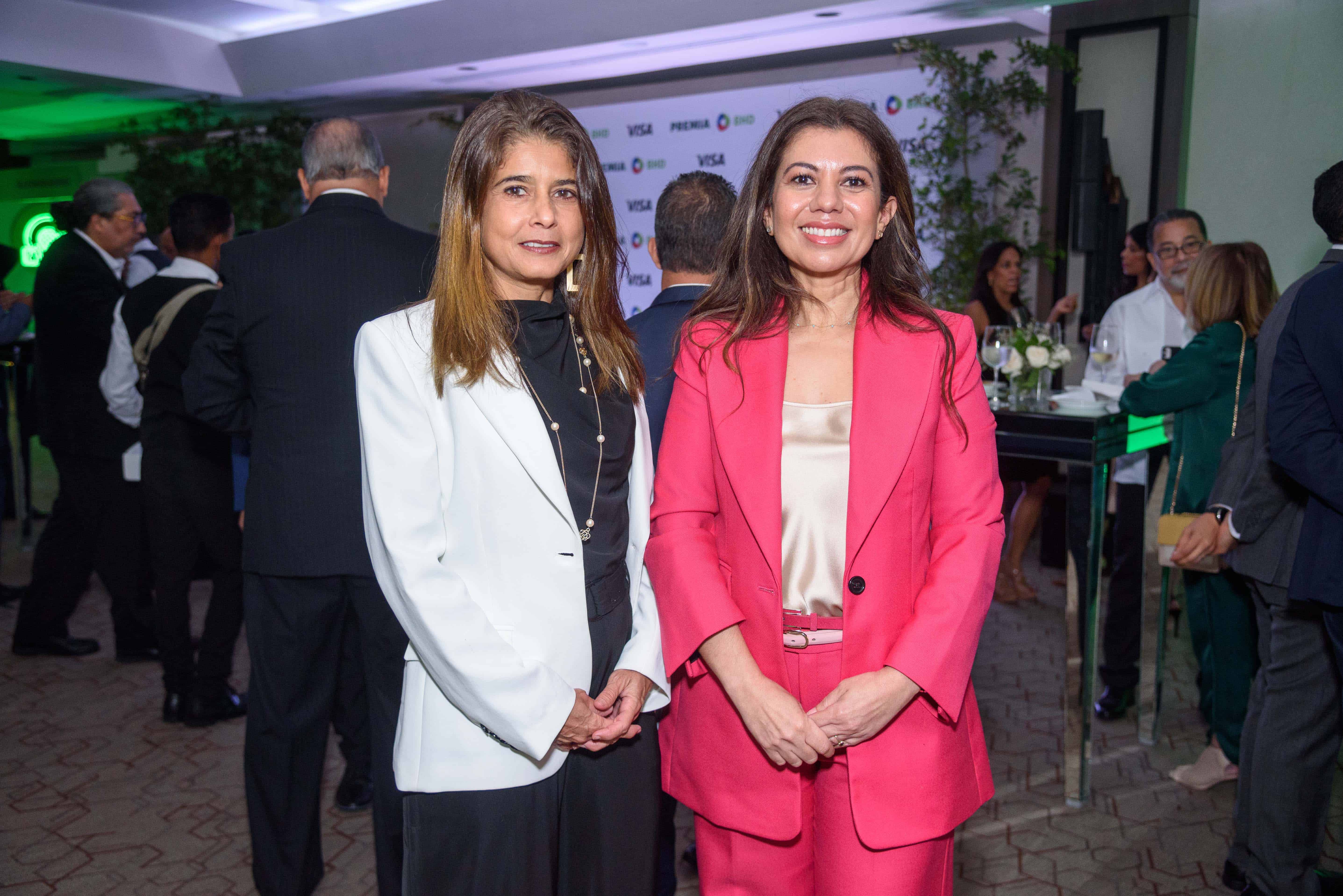 Carolina Ureña y Jeqnnette Tobar. 