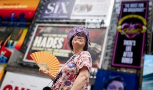 Alertas por calor e inundaciones afectan a casi 200 millones de personas en EEUU