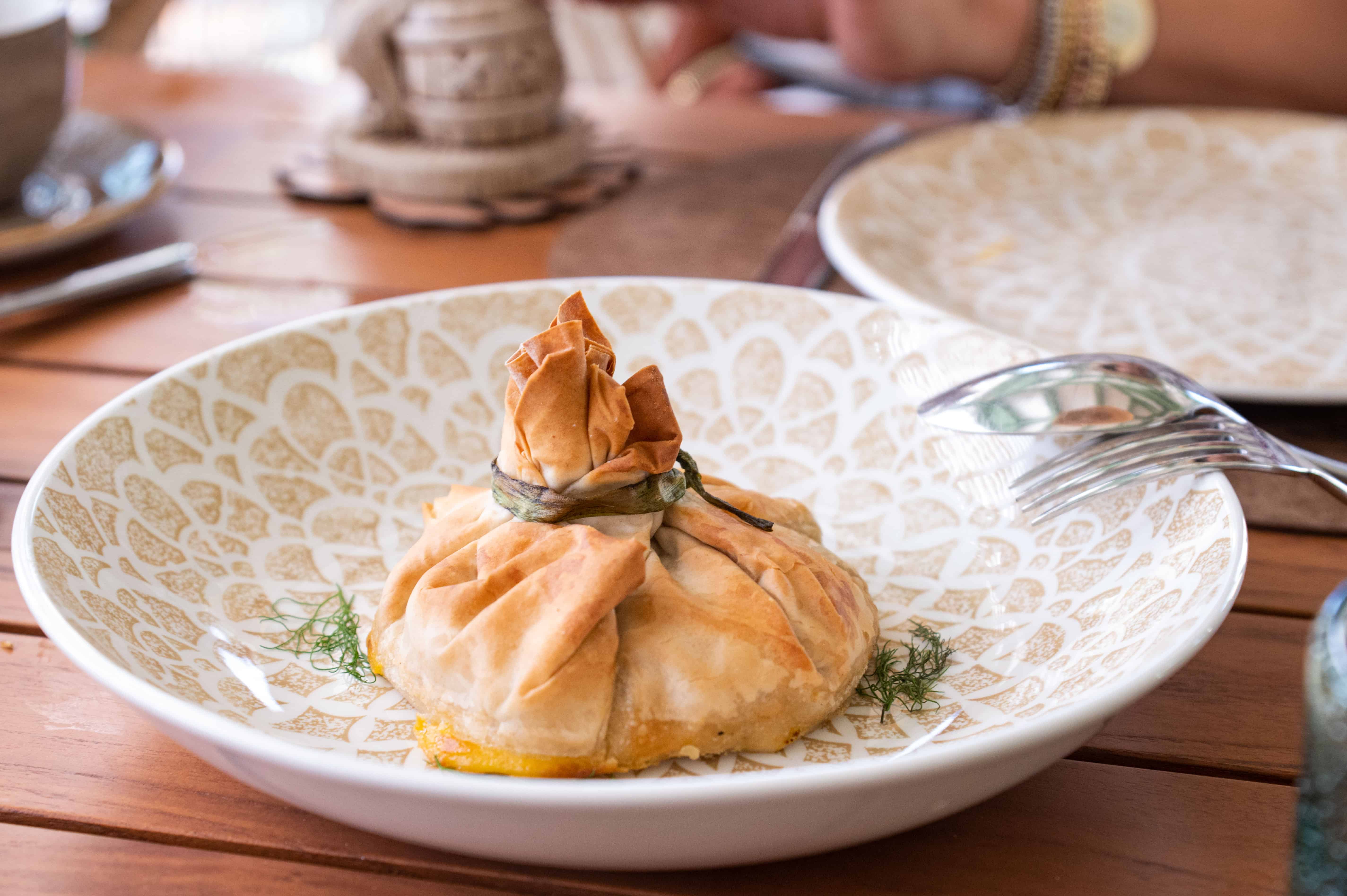 El restaurante Carey ofrece gastronomía internacional clásica y de autor.