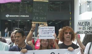 Exigen anular causa contra 33 detenidos en redada en local LGBTI en Venezuela
