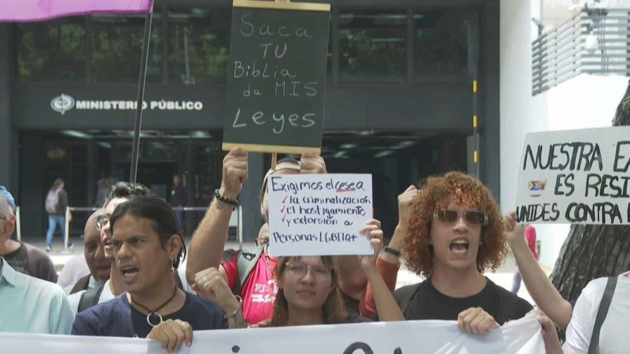 Exigen anular causa contra 33 detenidos en redada en local LGBTI en Venezuela