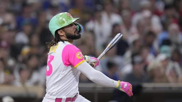 Fernando Tatis Jr. conecta jonrón en la victoria de los Padres