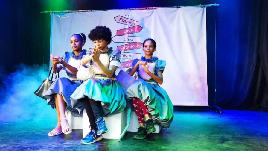 Teatro Cúcara-Mácara cierra año escolar 2022-2023 con la obra “En busca de un hogar”