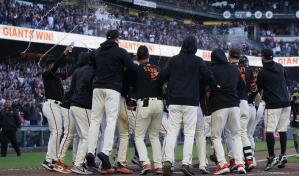 Doval gana y Luciano pega dos hits en triunfo de los Gigantes