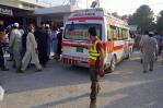 Un accidente de autobús escolar en Pakistán deja un niño muerto y 40 heridos Un accidente de autobús escolar en Pakistán deja un niño muerto y 40 heridos