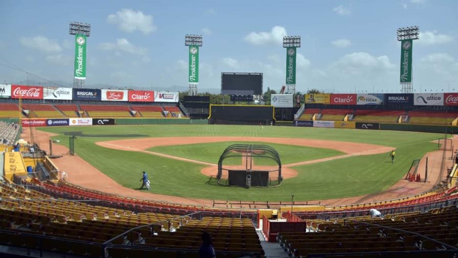 Los estadios Cibao y Julián Javier tendrán luces LED; repararán el Tetelo Vargas