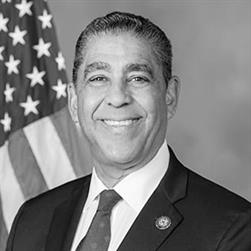 Adriano Espaillat