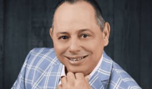 Julio Romero, el candidato a alcalde por SDE de la FP, admitió que tuvo relaciones sexuales con una menor en 2009