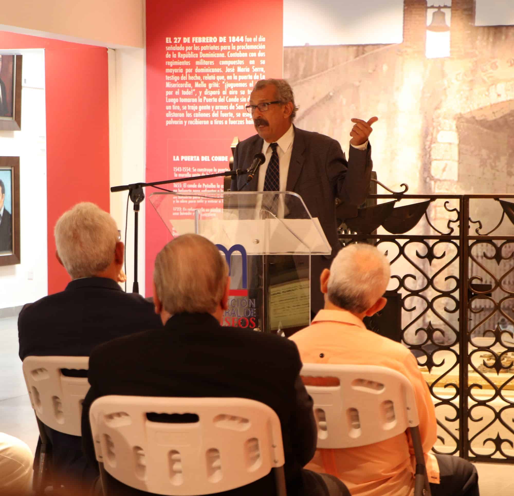 José G. Guerrero Sánchez, director del Museo Nacional de Historia y Geografía.