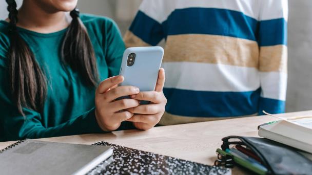 El uso responsable de las redes sociales en el regreso a clases