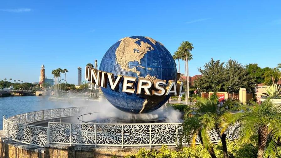 15 personas sufren heridas leves en un accidente de tranvía en el parque temático Universal Studios